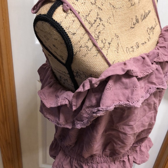 American Eagle New with tag Ruffled NWOT Top Collection👚 - Picture 4 of 5